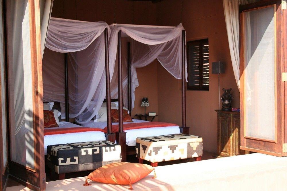 Okahirongo Elephant Lodge Purros 外观 照片