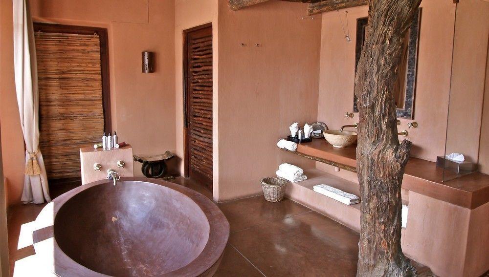 Okahirongo Elephant Lodge Purros 外观 照片